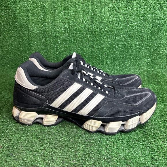 Adidas F2011 HYPERMOTION BOUNCE Running Sneaker Black Basketball Size 9.5 - Picture 1 of 12